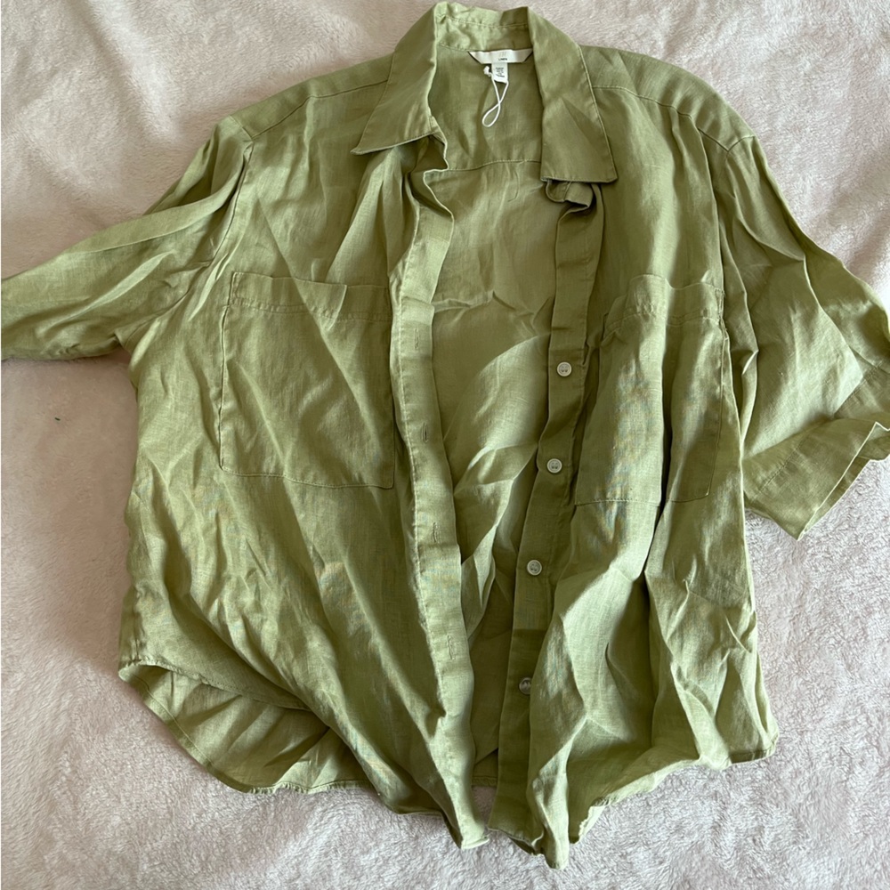 H&M Linen Collection Olive Green Button Down Collar Shirt Front Pockets